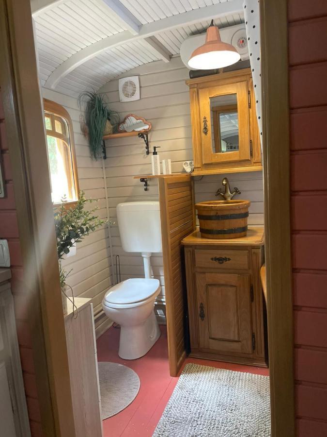Roulotte En Bois Sud France Konuk evi Le Soler Dış mekan fotoğraf