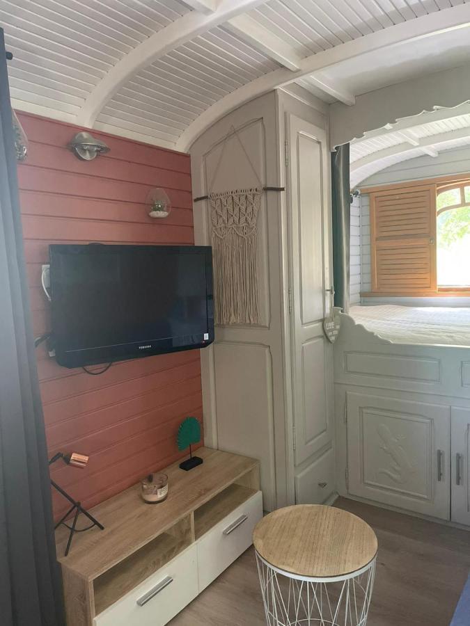 Roulotte En Bois Sud France Konuk evi Le Soler Dış mekan fotoğraf